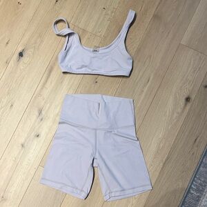 Aritzia Women's Athletic Shorts and Top Set in Light Pink